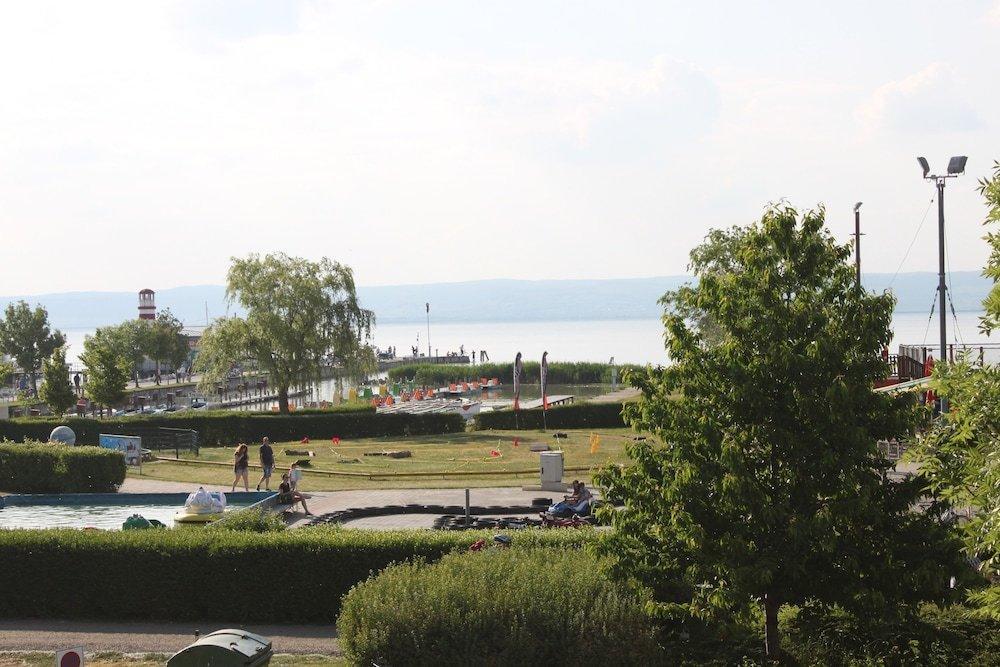 Hotel Al Faro Lodge Podersdorf am See Esterno foto
