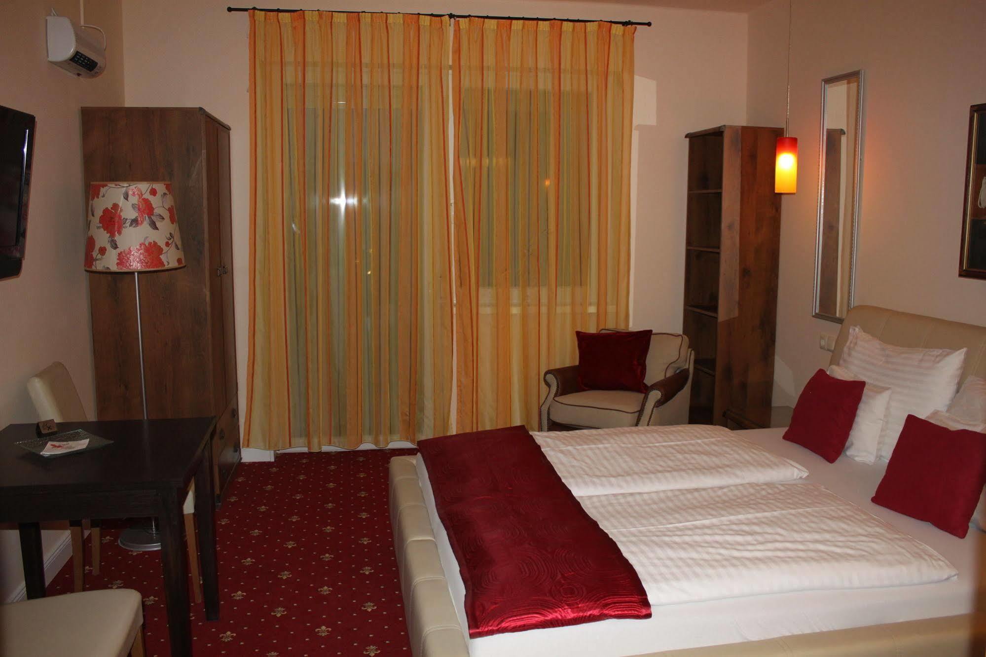 Hotel Al Faro Lodge Podersdorf am See Esterno foto