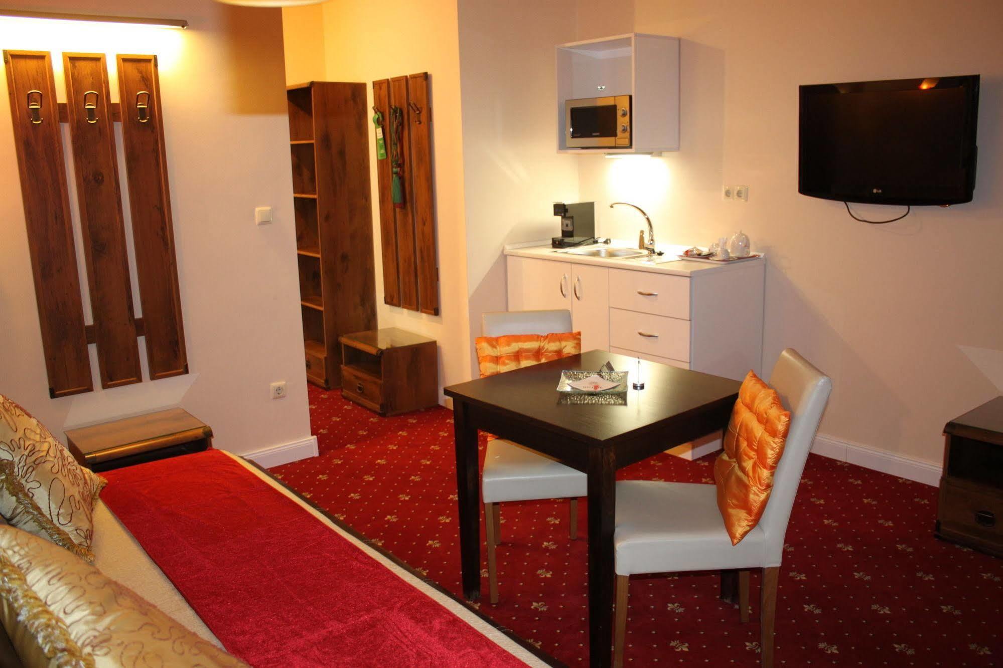 Hotel Al Faro Lodge Podersdorf am See Esterno foto